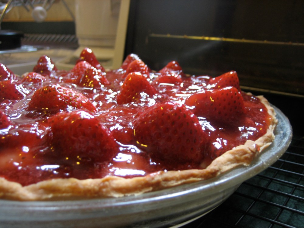 Allow me to tease you with a photo of pie!