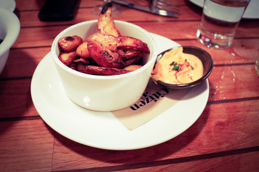 Smoked potatoes with spicy vegan mayo